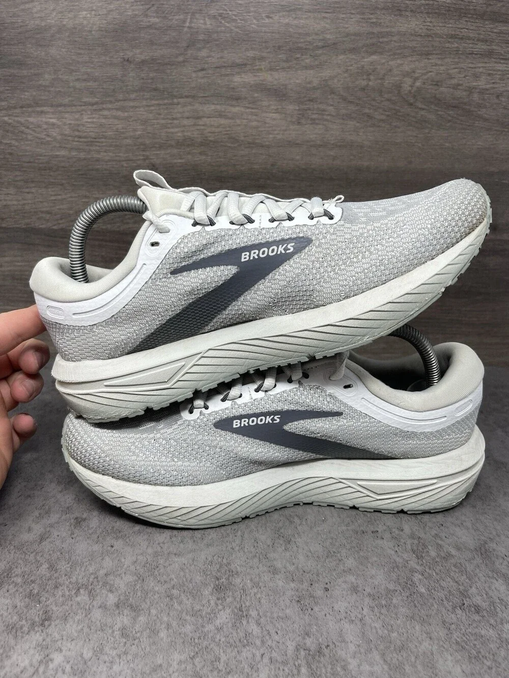 Brooks Revel 7 Size 10 Womens White Grey DNA Running Walking Athletic Shoes